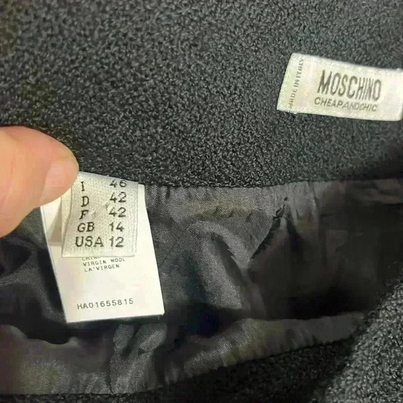 Moschino cheap and chic black skirt - Picture 9 of 16